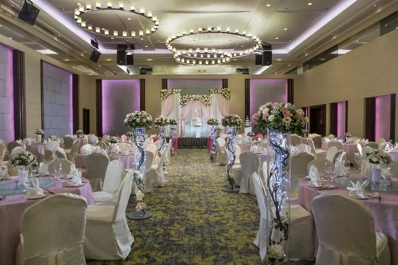 Carlton Hotel Singapore 5*,  Singapore