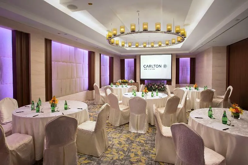 Carlton Hotel Singapore 5*,