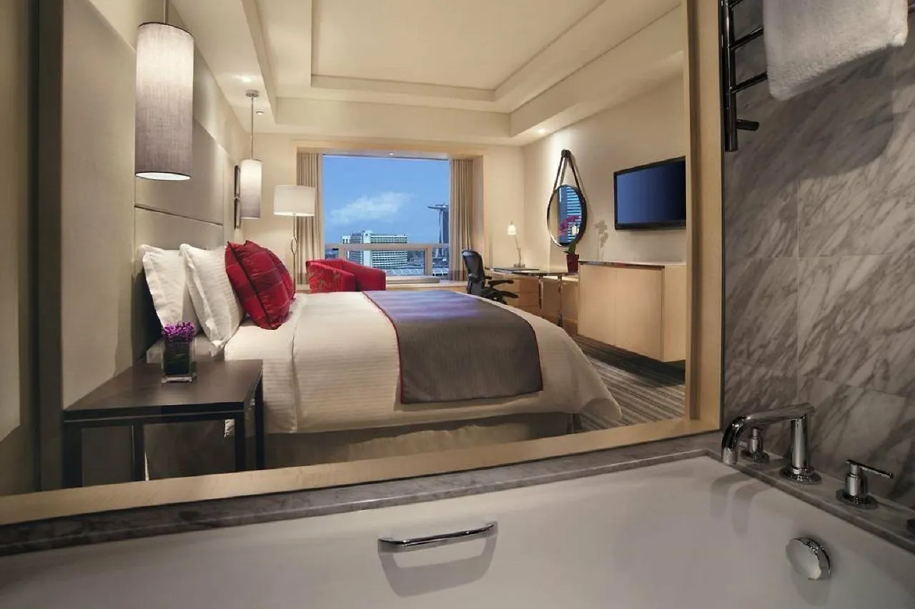 Carlton Hotel Singapore 5*,